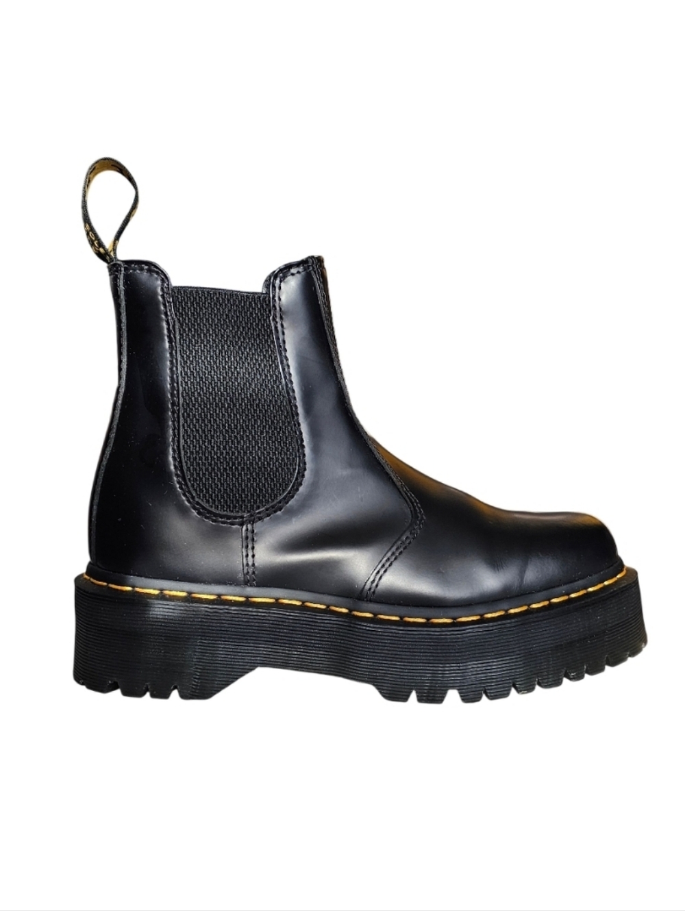 Dr. Martens Women's 2976 Quad Platform Chelsea Boot Smooth Leather Black Size 8